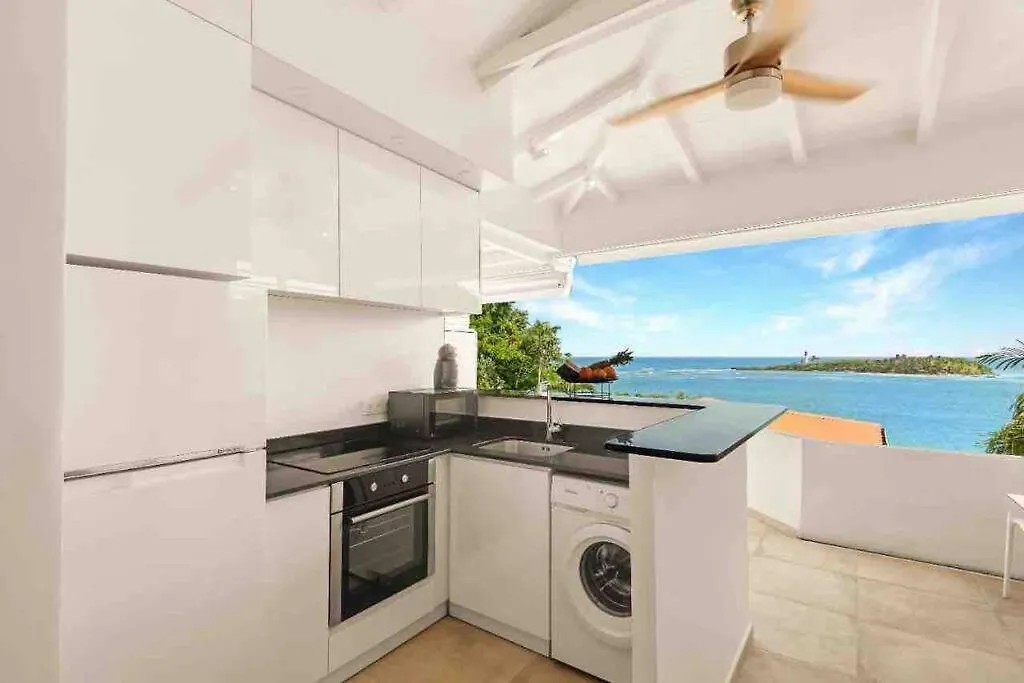 Apartment Alaia Sur Mer Le Gosier  Guadeloupe